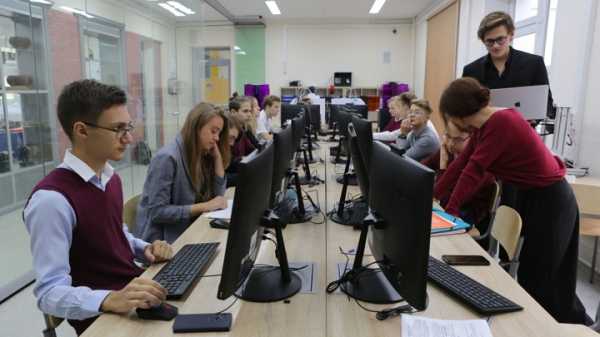 В российских школах расскажут о пользе искусственного интеллекта