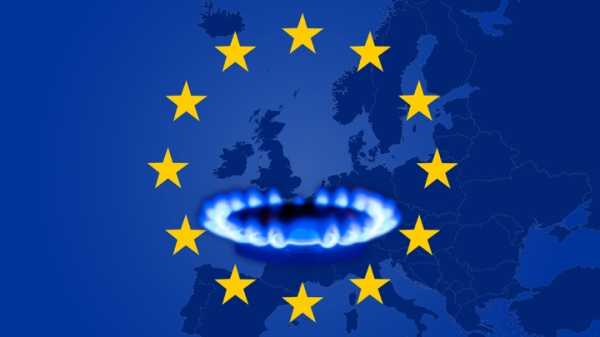 Bloomberg: ЕС заполнил газовые хранилища "по военным ценам"