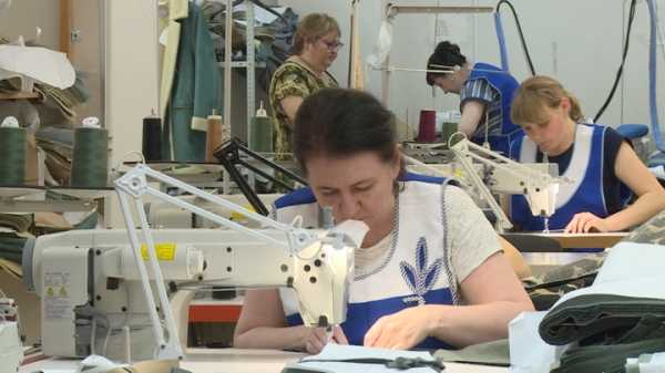 Кабмин РФ продлил программу поддержки предприятий легкой промышленности